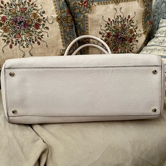 Kate Spade | Longacre Court Cal Pebble Tassel Tote Bag - Picture 4 of 14